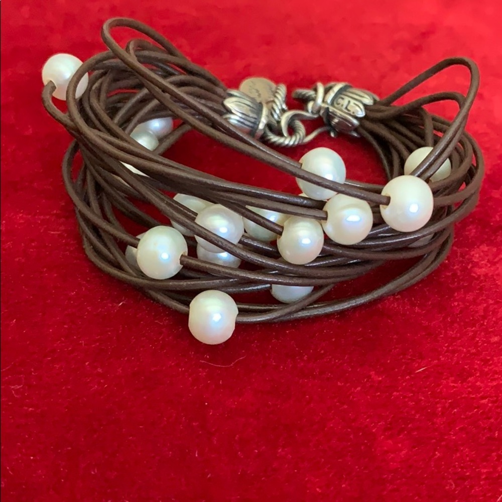 Chan Luu Wrap Leather and Pearl Bracelet women